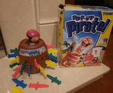 Pop-up Pirate! Game by Tomy.