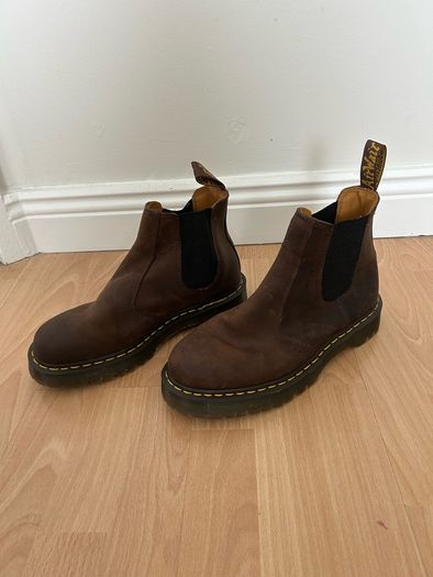 DR. Martens 2976 Crazy Horse Casual Boots