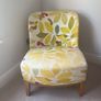 leaf and berry patterned lounge chair Image 2