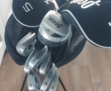 Full set of golf clubs, bag and trolley