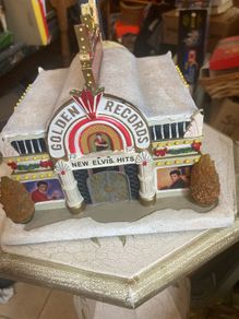 elvis house lamp rare
