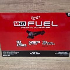 Milwaukee 115/125mm 18V Grinder