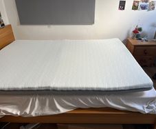 Jysk welpur bokselvi mattress topper.