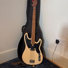 Sire Marcus Miller B5 Bass