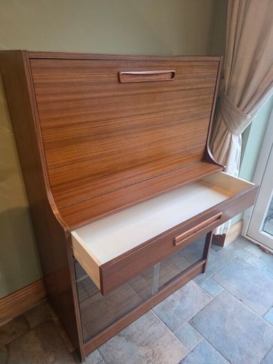 Mid Century bureau
