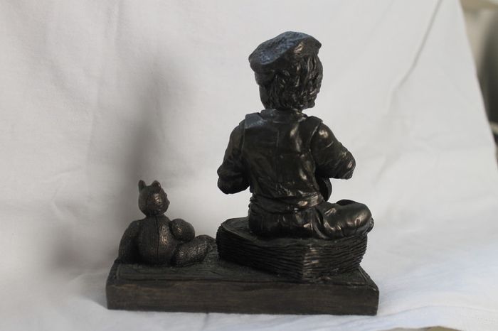 sculpture