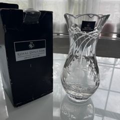 royal doulton vase