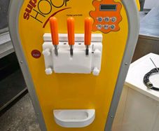 Ice cream machine