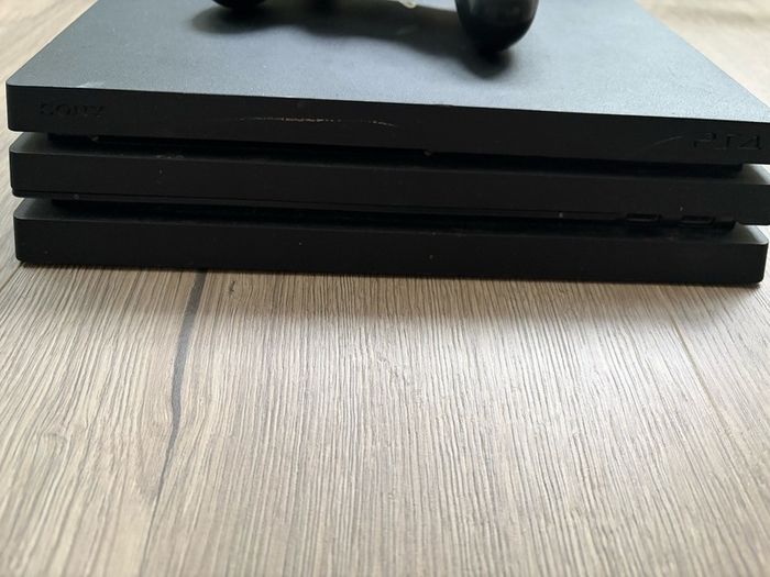 Playstation 4 Pro 1TB