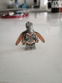 Lego star wars minifigures geonosian dark grey with wings sw0078