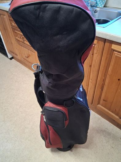Ladies Golf Clubs. Set Of Right Handed Ladies Flex Graphite Golf Clubs In Excellent Condition. Collect In Dublin Or Receive Via Post.