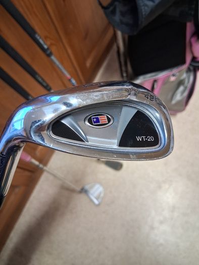 Golf Clubs. US Kids Golf Set.Left Handed .Age 7 To 8 Years Old. Girls Set.. In As New Condition. Collect In Dublin Or Receive Via Post.