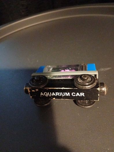 Thomas the tank engine wooden aquarium car