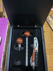 wine accessories box set