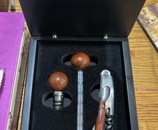 wine accessories box set