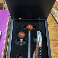 wine accessories box set