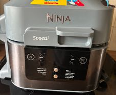Ninja speedi 10 in 1 multi cooker and air fryer