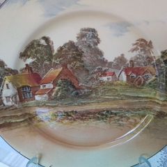 # Royal Doulton Large 26cm Display Plate