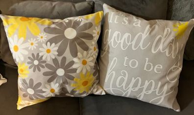 Decorative throw pillows