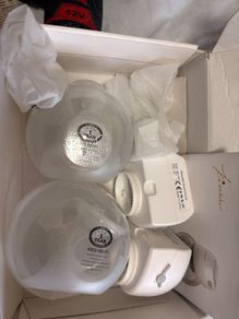 Electric breast pump