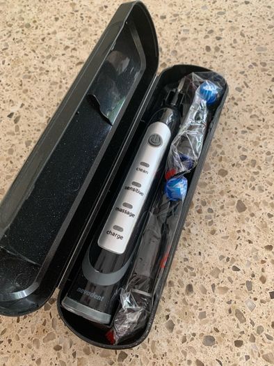 Electric toothbrush