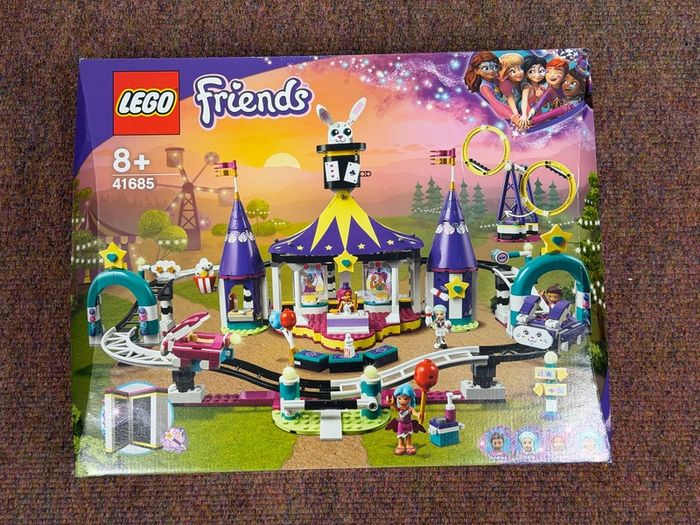 Lego Friends Magical Funfair 41685