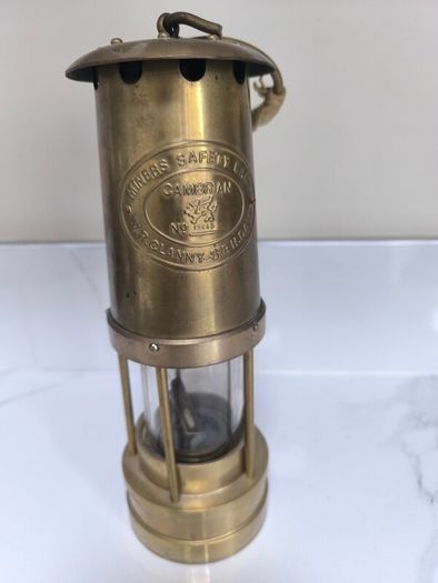 Davy miners lamp