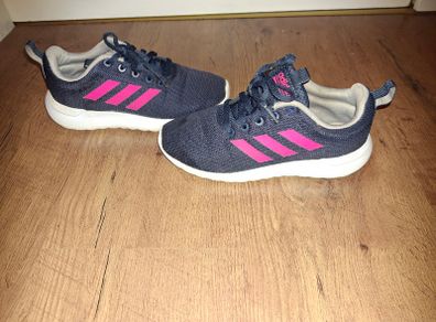 Adidas trainers size 2, excellent condition