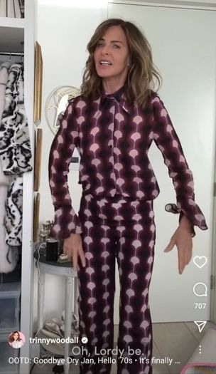 Amazing Zara Insta Famous Bloggers Limited Edition Pink Geo Print 3 Piece Suit, Blazer XL, Blouse XXL and Flare Trousers XL New with Tags