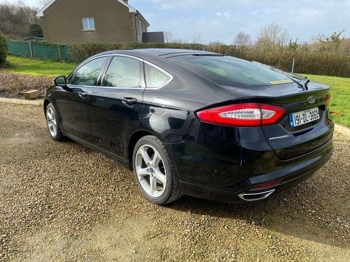 Ford Mondeo Titanium Edition 2.0 TDCi 150PS
