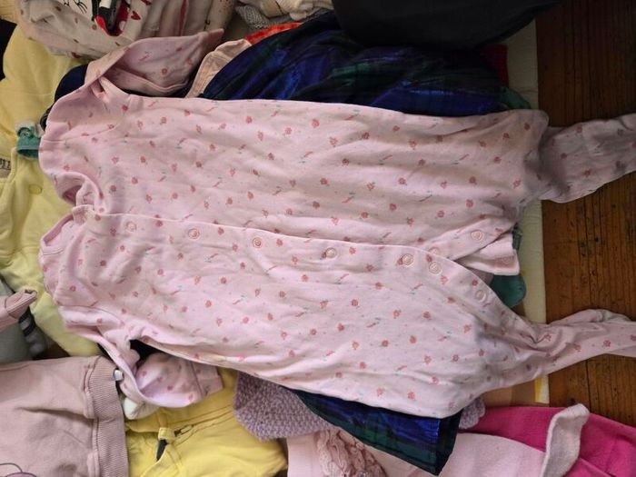 Baby girl clothes bundle 9 to 12 months