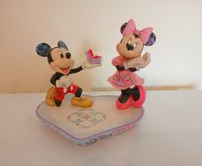 Disney Shoecase Collection Disney Tradition A Magical Moment Mickey And Minnie Figurine