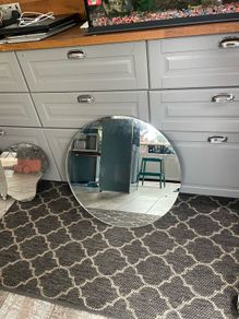 Round Mirror