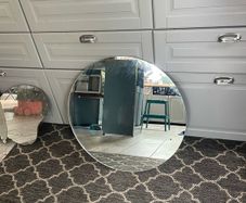 Round Mirror