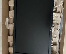 Dell Flatscreen Monitor - 19 inch (2)