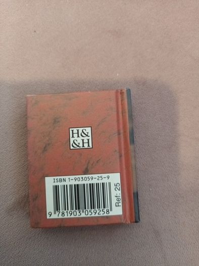 Mini women's wisdom book