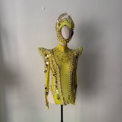 Alien Dancer Outfit in Neon Yellow