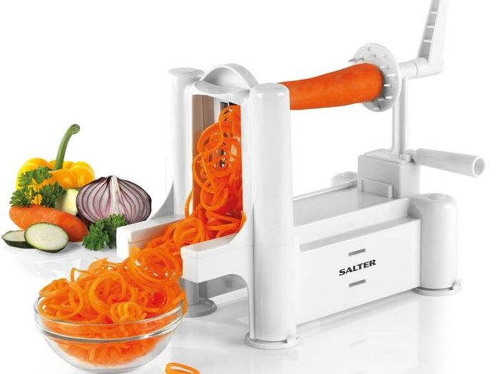 Salter vegetable spiraliser with 3 blades