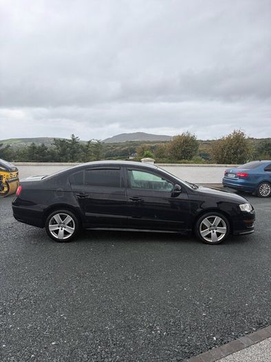 2010 VW Passat R Line