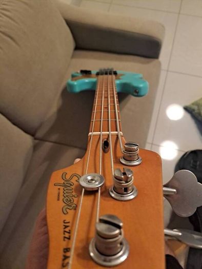 Jazz Bass Squier by Fender