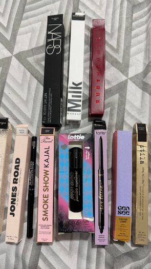 Black eye pencils new