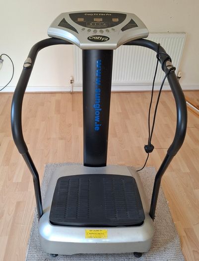 Whole body vibration machine