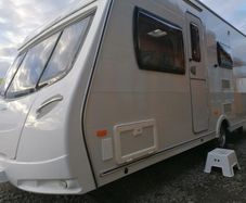 Lunar Lexon 560 4 Berth Caravan 2010