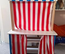 Puppet show/shop