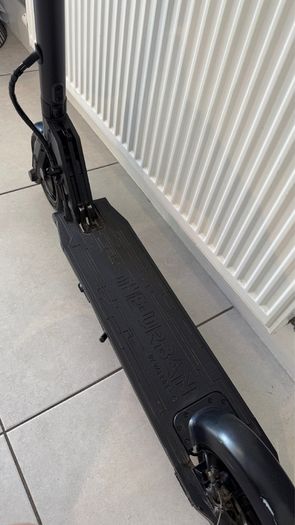 THE-URBAN xC1 Electric Scooter