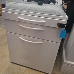 Tree Chest of drawers