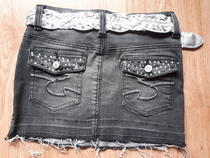 "Y.d." Mini Skirt. Age 10-11