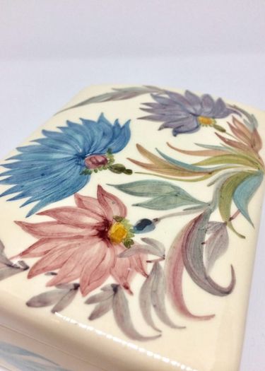 Vintage French ceramic hand-painted trinket box