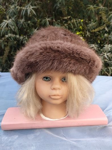 Vintage Kate's Canadian Boutique Fur Hat