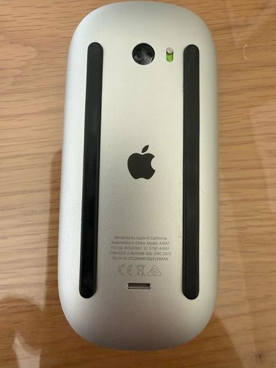 Apple Magic Keyboard & Mouse